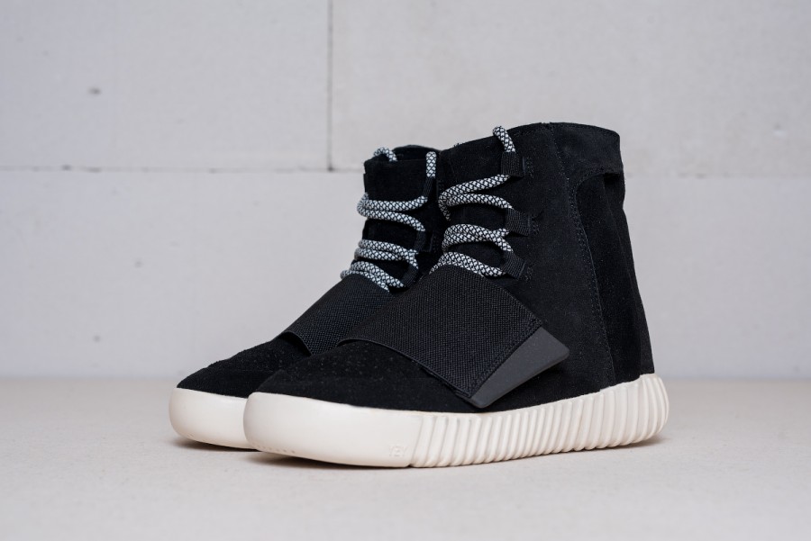 Кроссовки Adidas Yeezy 750 Boost