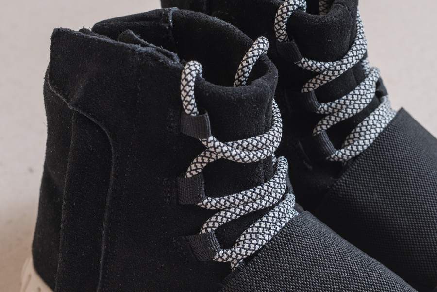 Кроссовки Adidas Yeezy 750 Boost