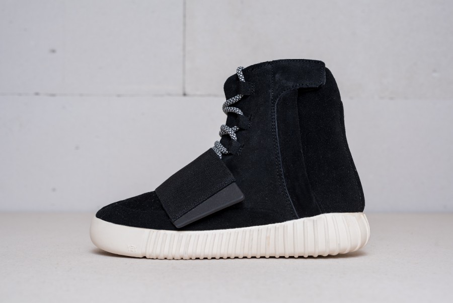 Кроссовки Adidas Yeezy 750 Boost