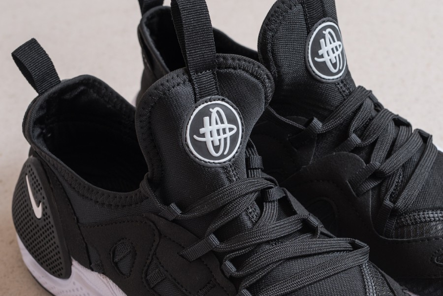 Кроссовки Nike Air Huarache EDGE