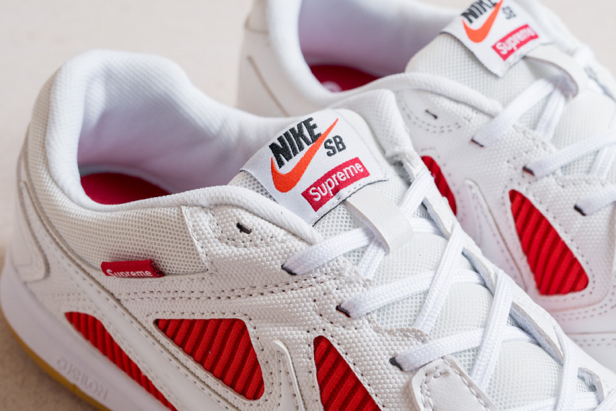 Футбольная обувь Nike