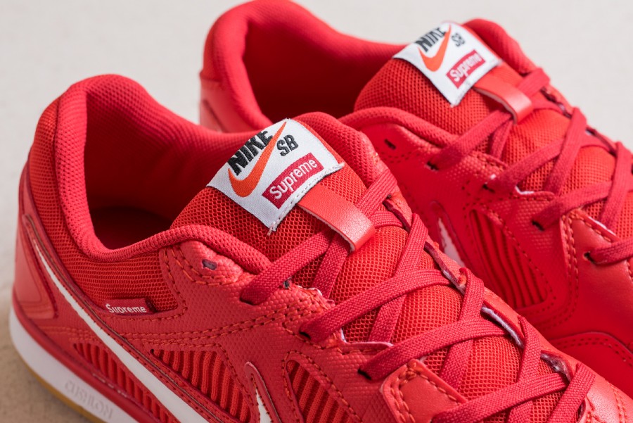 Футбольная обувь Nike