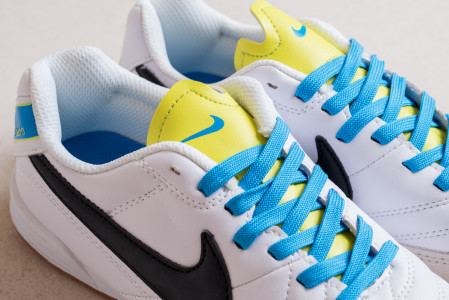 Футбольная обувь Nike Tiempo IC