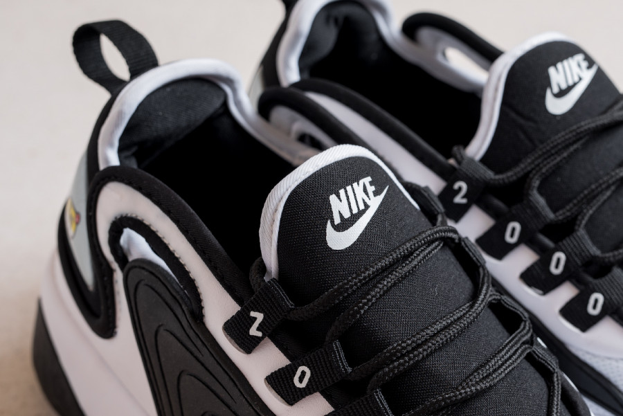 Кроссовки Nike Zoom 2K