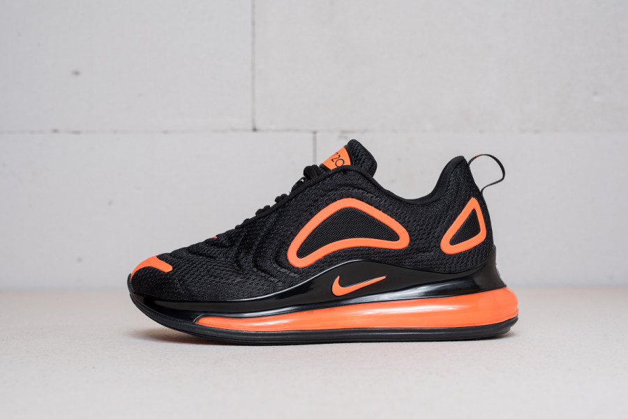 Кроссовки Nike Air Max 720