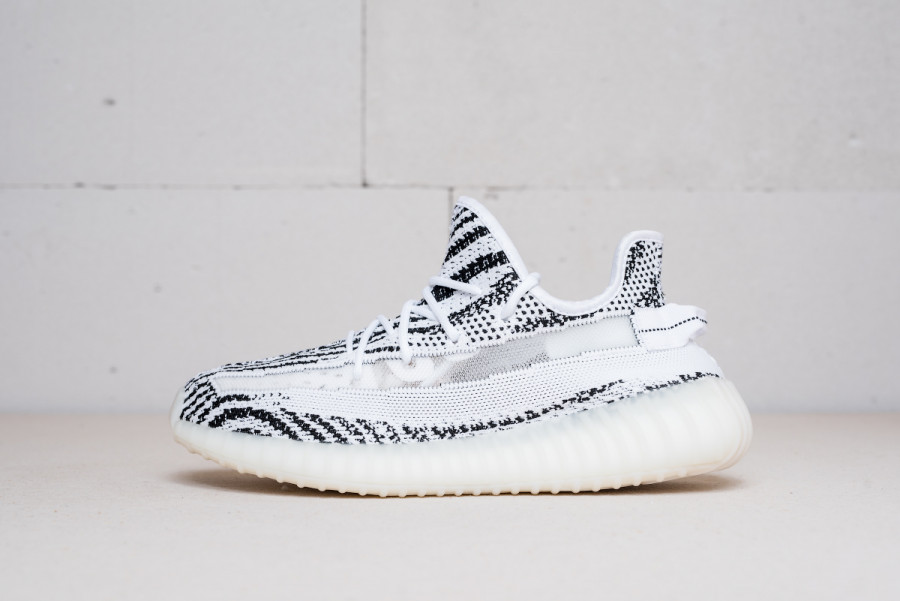Кроссовки Adidas Yeezy 350 V2