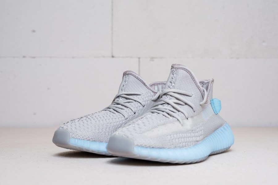 Кроссовки Adidas Yeezy 350 V2