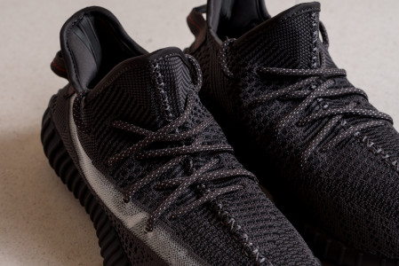 Кроссовки Adidas Yeezy 350 V2
