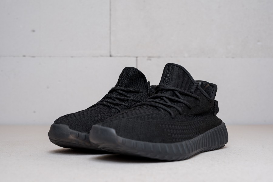 Кроссовки Adidas Yeezy 350 V2