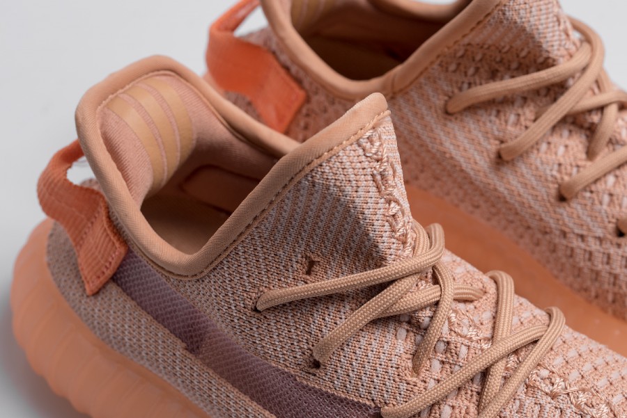 Кроссовки Adidas Yeezy 350 V2