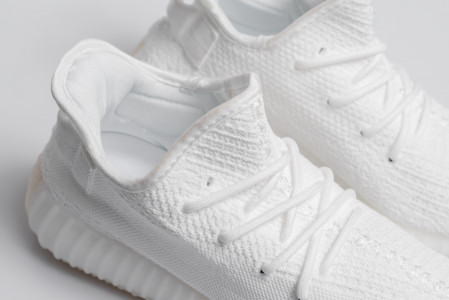 Кроссовки Adidas Yeezy 350 boost