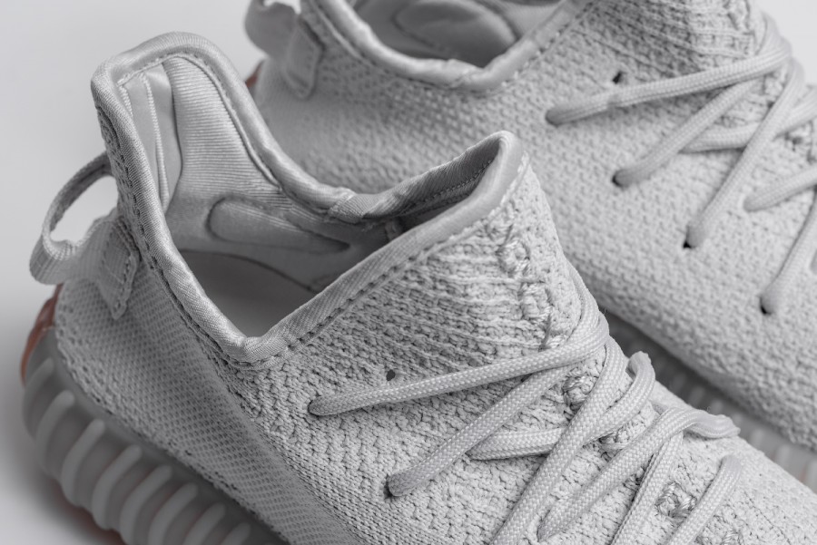 Кроссовки Adidas Yeezy 350 boost