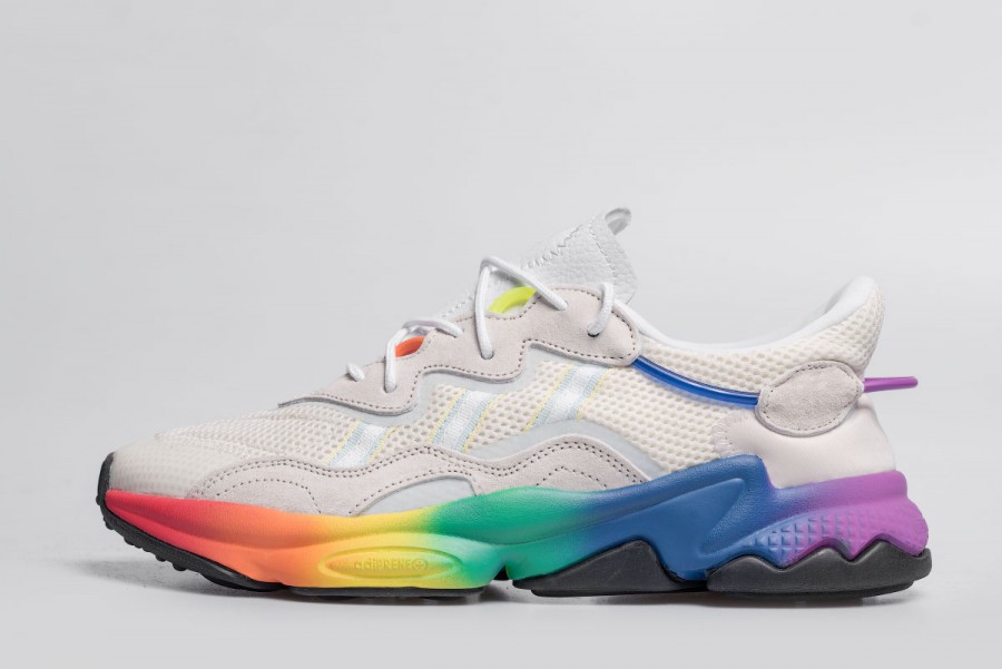 Кроссовки Adidas OZWEEGO