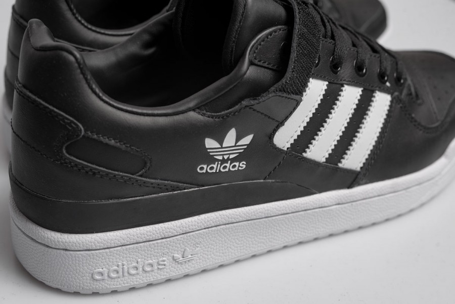Кроссовки Adidas Forum Mid