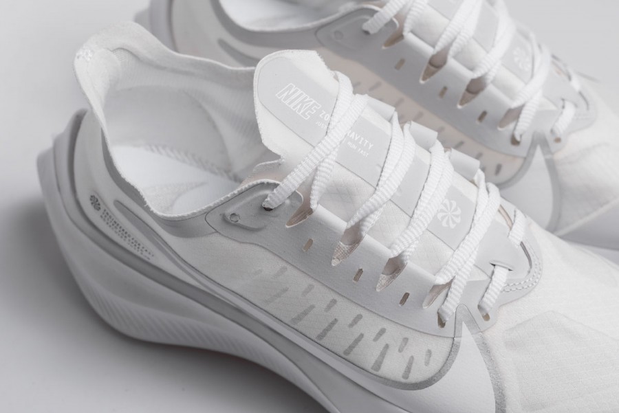 Кроссовки Nike Zoom Gravity