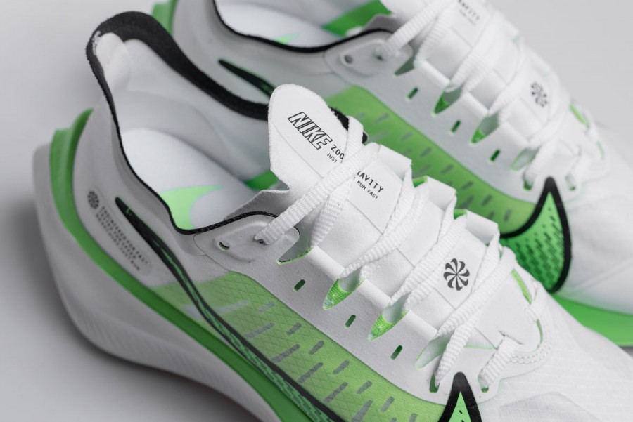 Кроссовки Nike Zoom Gravity
