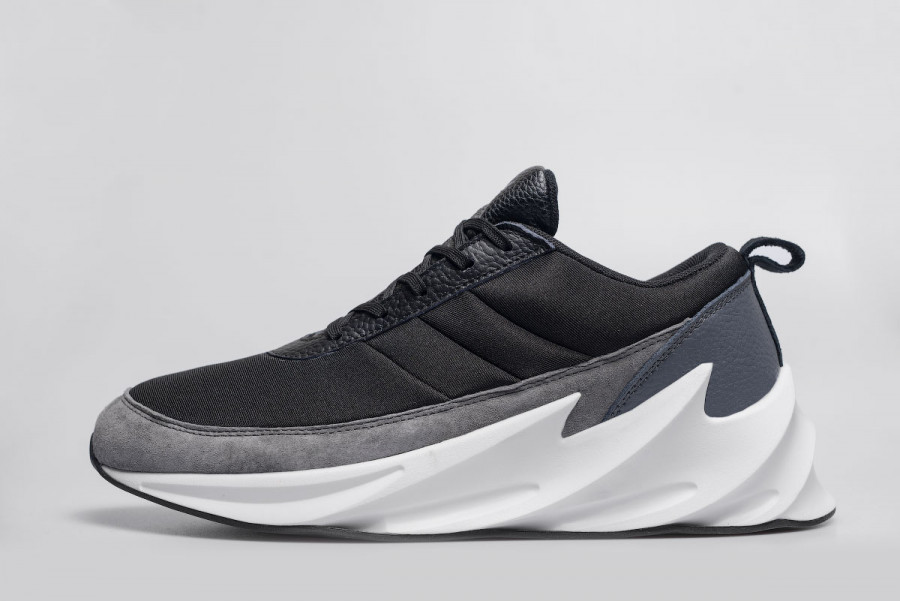 Кроссовки Adidas SHARKS