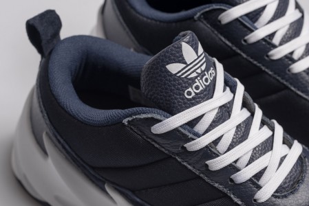 Кроссовки Adidas SHARKS