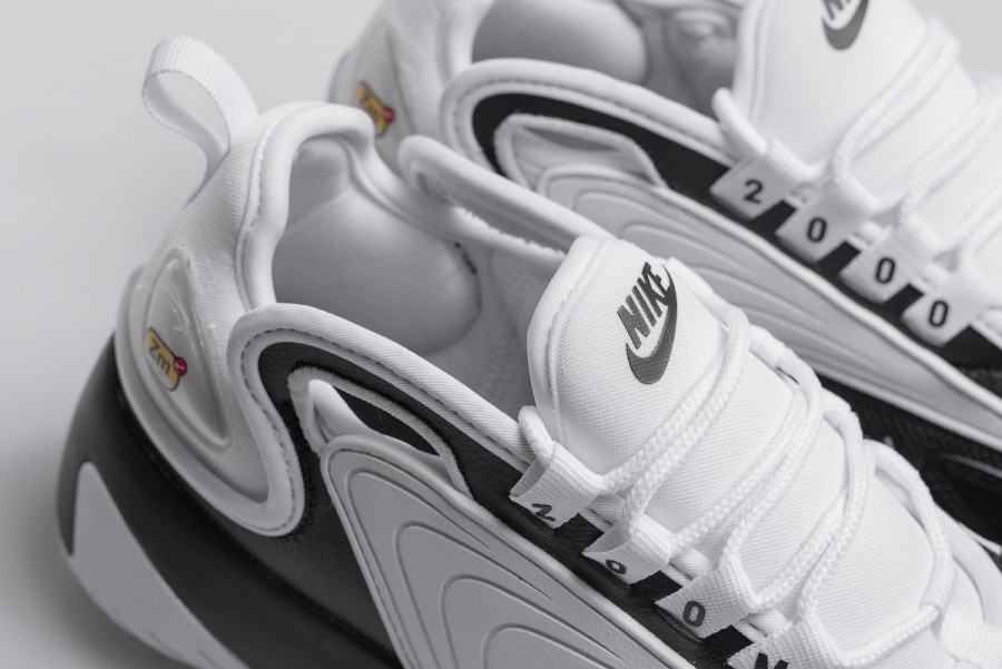 Кроссовки Nike Zoom 2K
