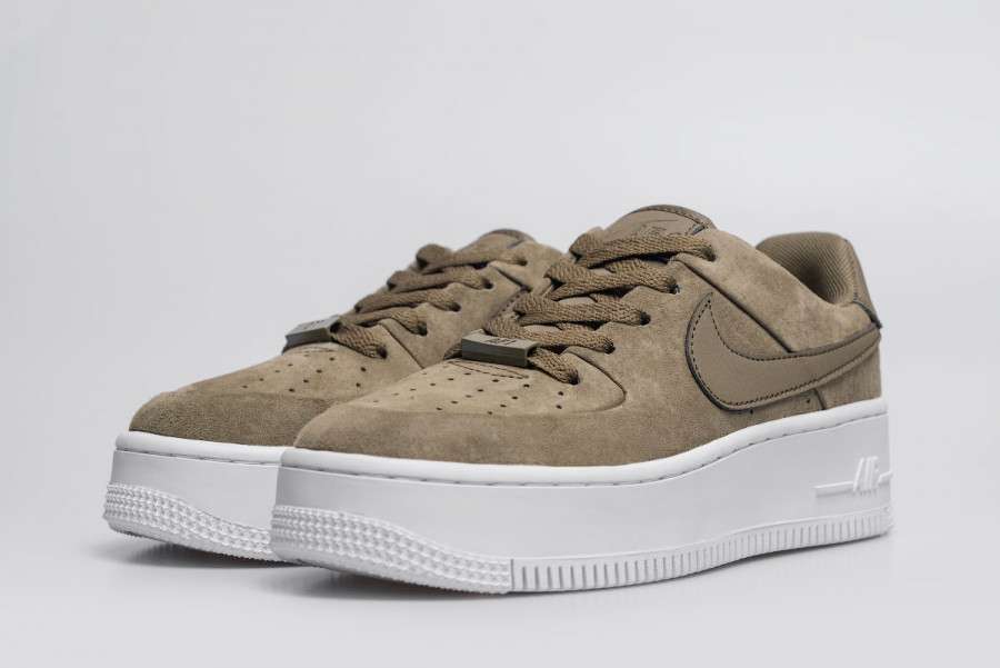 Кроссовки Nike Air Force 1 Sage Low