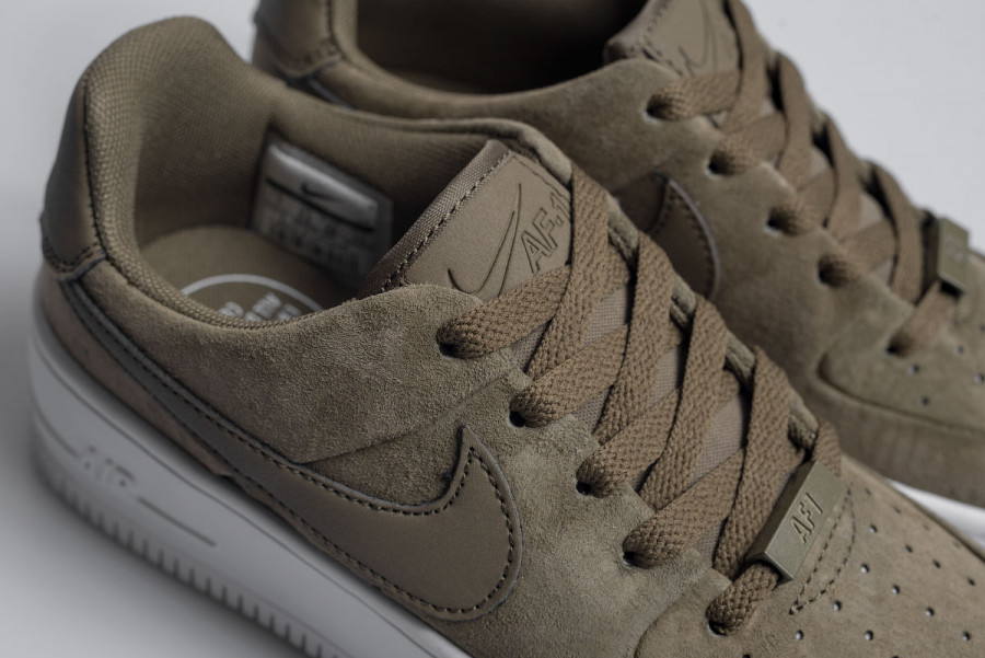 Кроссовки Nike Air Force 1 Sage Low