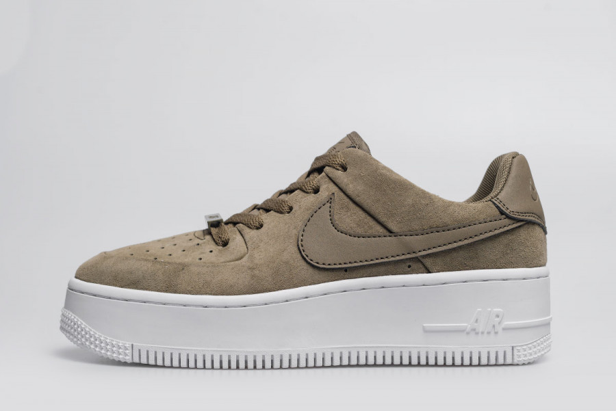 Кроссовки Nike Air Force 1 Sage Low