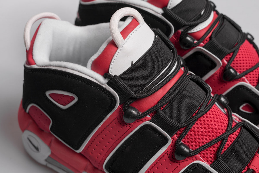 Кроссовки Nike Air More Uptempo