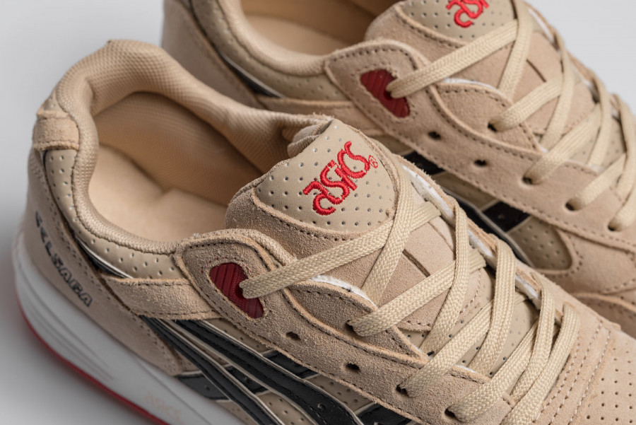 Кроссовки Asics Gel Saga