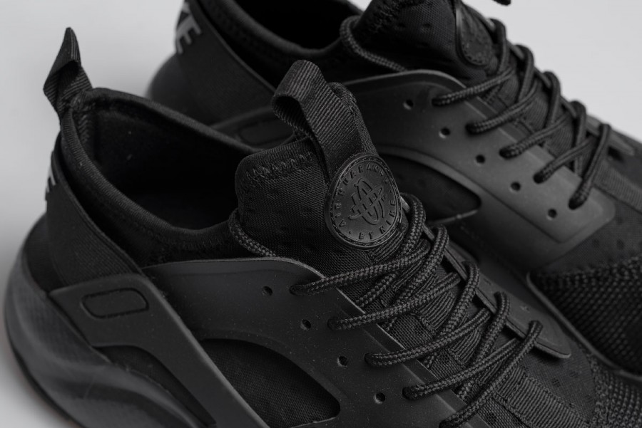 Кроссовки Nike Air Huarache Run Ultra