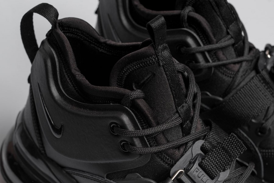 Кроссовки Nike Air Force 270