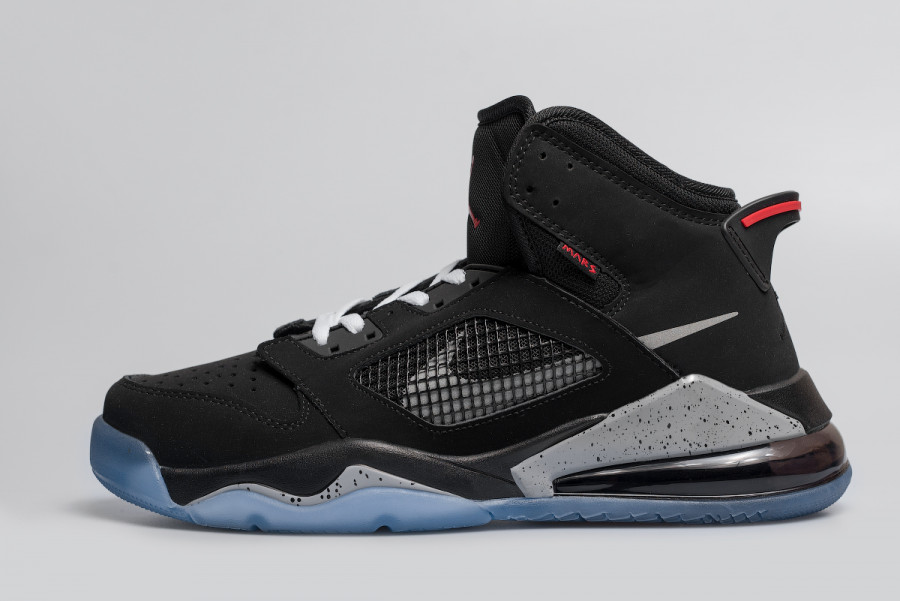 Кроссовки Air Jordan Mars 270