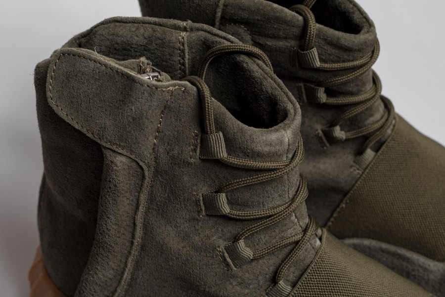 Кроссовки Adidas Yeezy 750 Boost