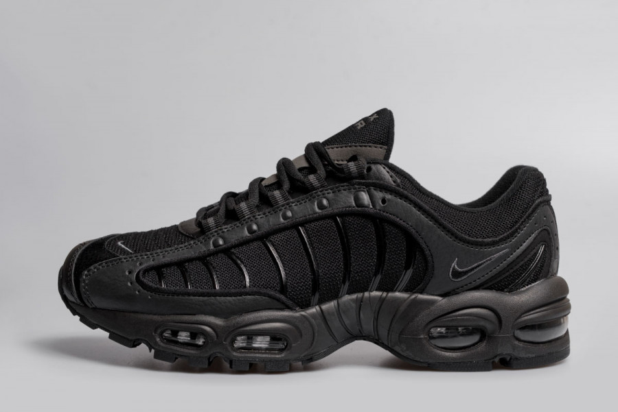 Кроссовки Nike Air Max Tailwind IV
