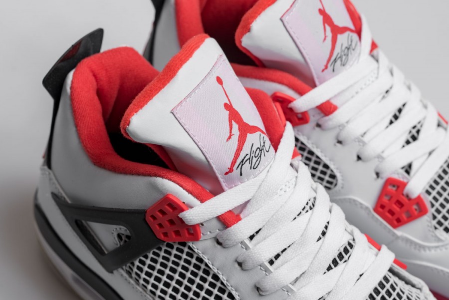 Кроссовки Air Jordan 4 Retro