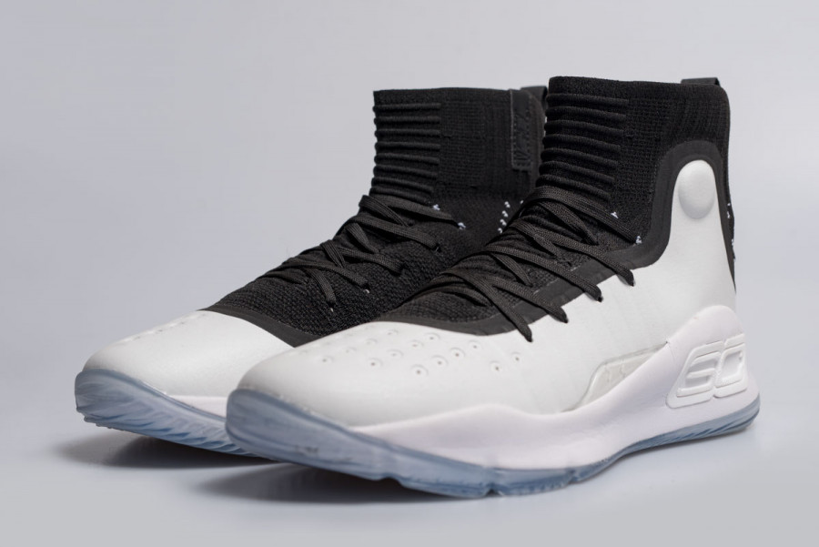 Кроссовки Under Armour Curry 4