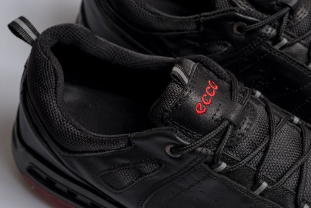 Кроссовки ECCO