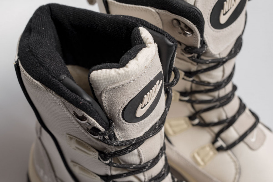 Сапоги Nike