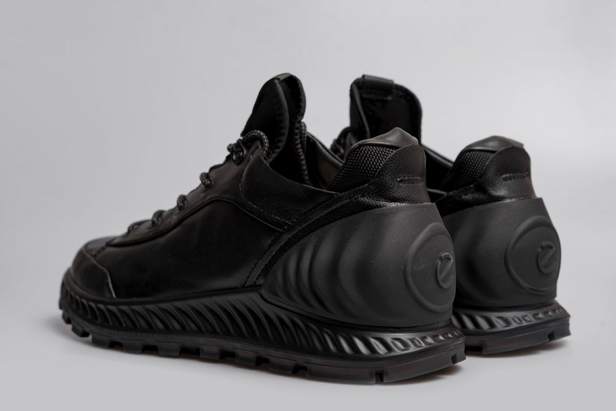 Кроссовки ECCO Exostrike