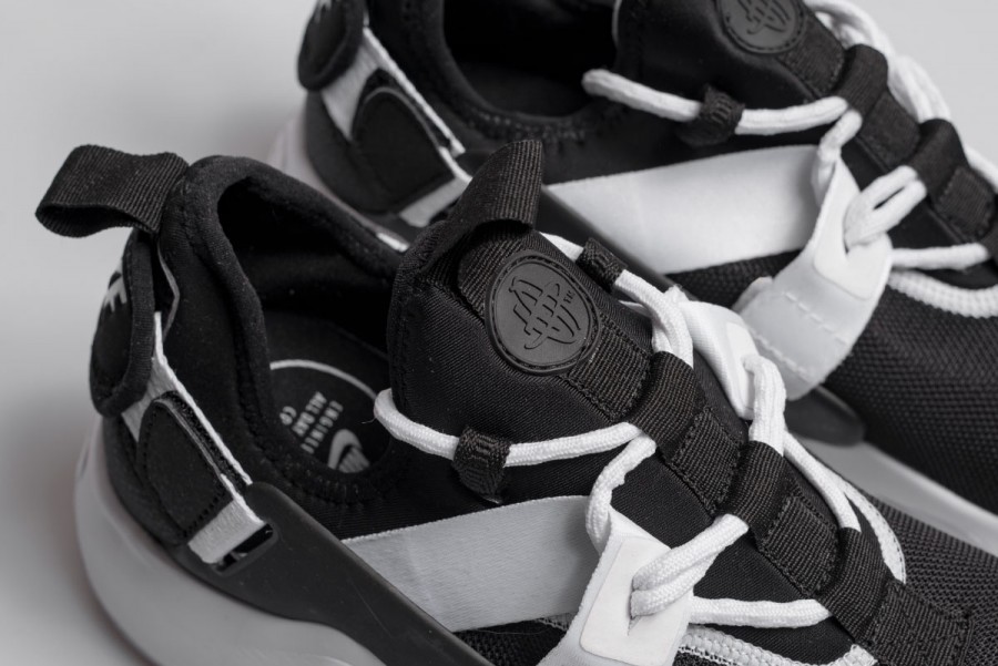 Кроссовки Nike Air Huarache Raid Hybrid