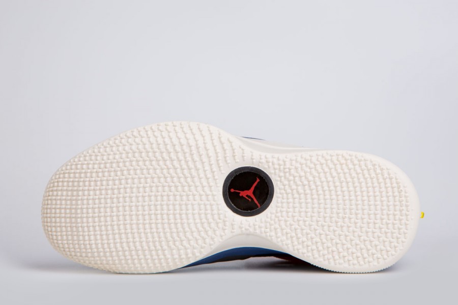 Кроссовки Air Jordan XXXIII