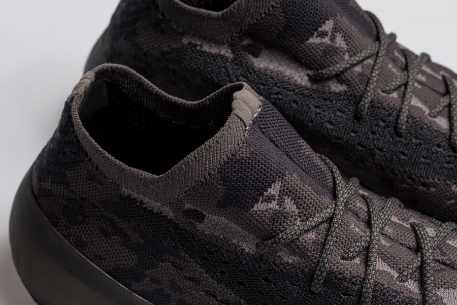 Кроссовки Adidas Yeezy Boost 380