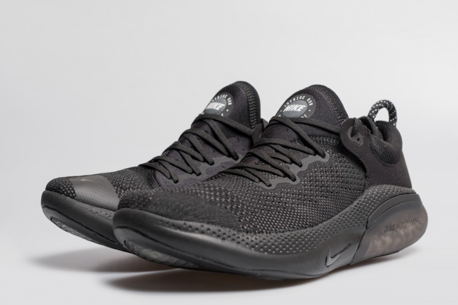 Кроссовки Nike Joyride Run Flyknit