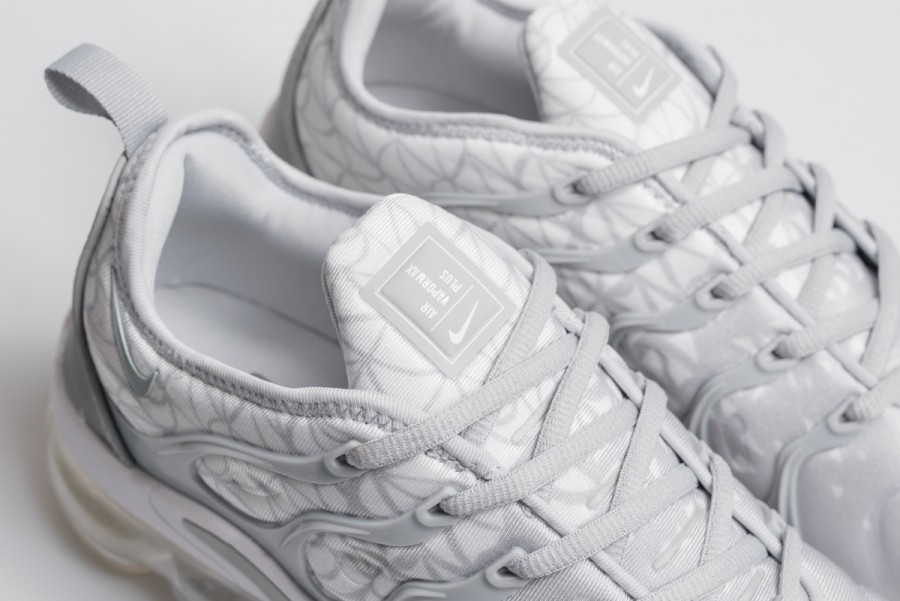 Кроссовки Nike Air VaporMax Plus