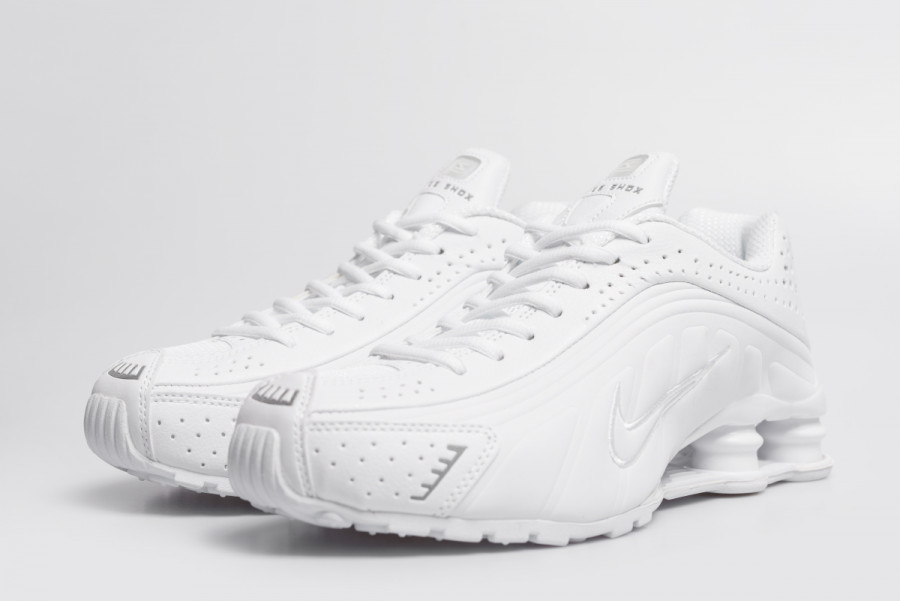 Кроссовки Nike Shox R4