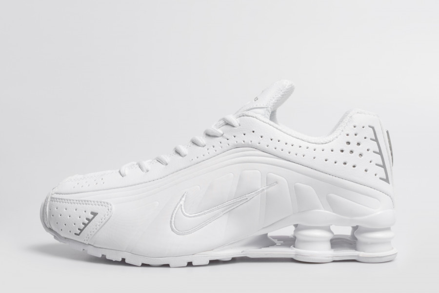 Кроссовки Nike Shox R4