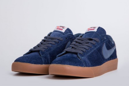 Кроссовки Nike SB Blazer Low GT x Supreme