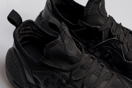Кроссовки Nike Air Huarache EDGE