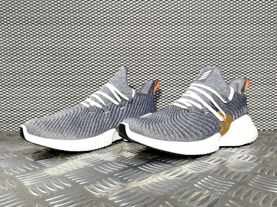 кроссовки мужские Adidas Alphabounce Instinct Core Heather / Clear Brown / Raw Desert