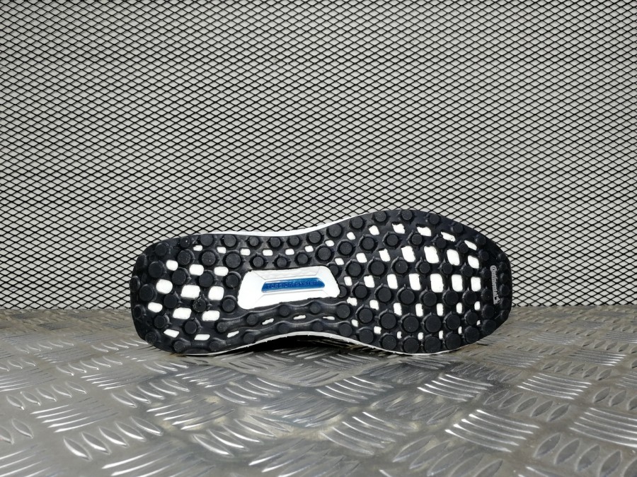 кроссовки мужские Adidas Ultraboost 4.0 Black / White Zebra