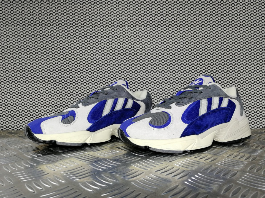 кроссовки мужские Adidas Yung 1 Alpine